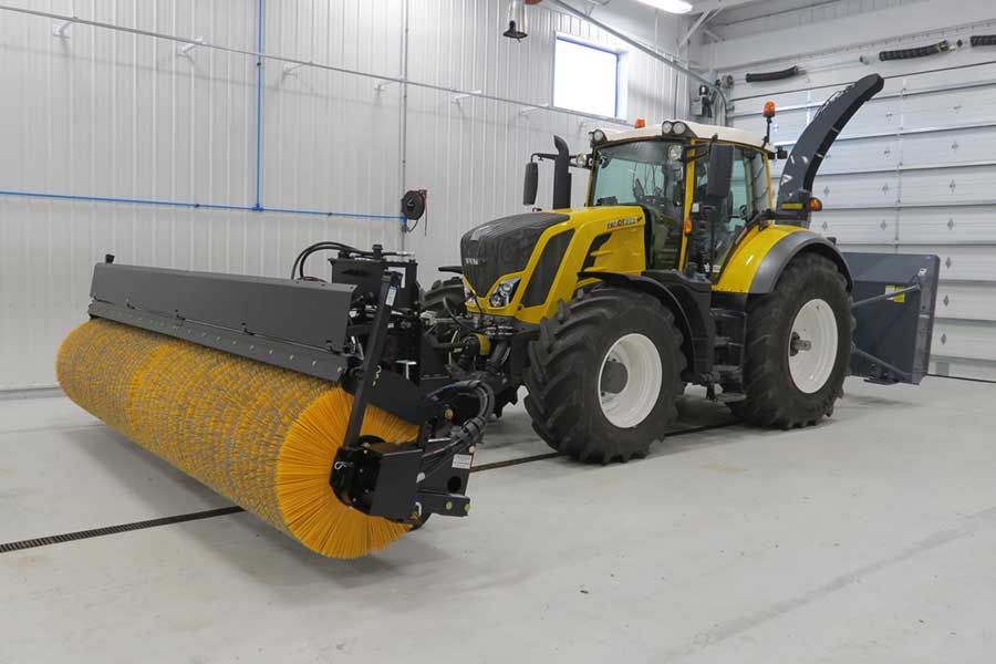 FMC hydraulically driven broom for loaders and tractors