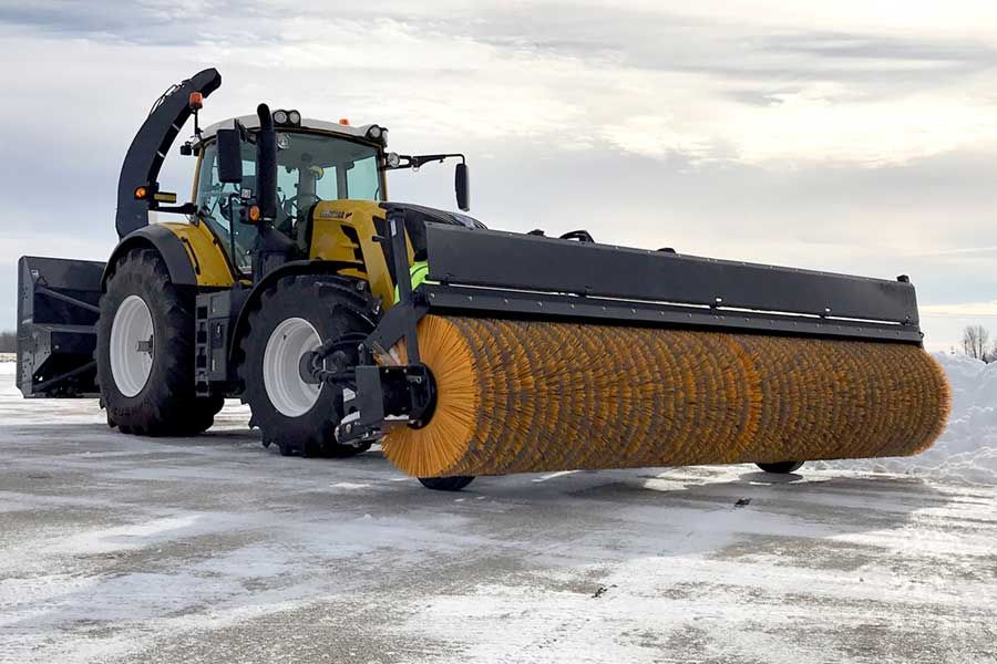 FMC hydraulically driven broom for loaders and tractors